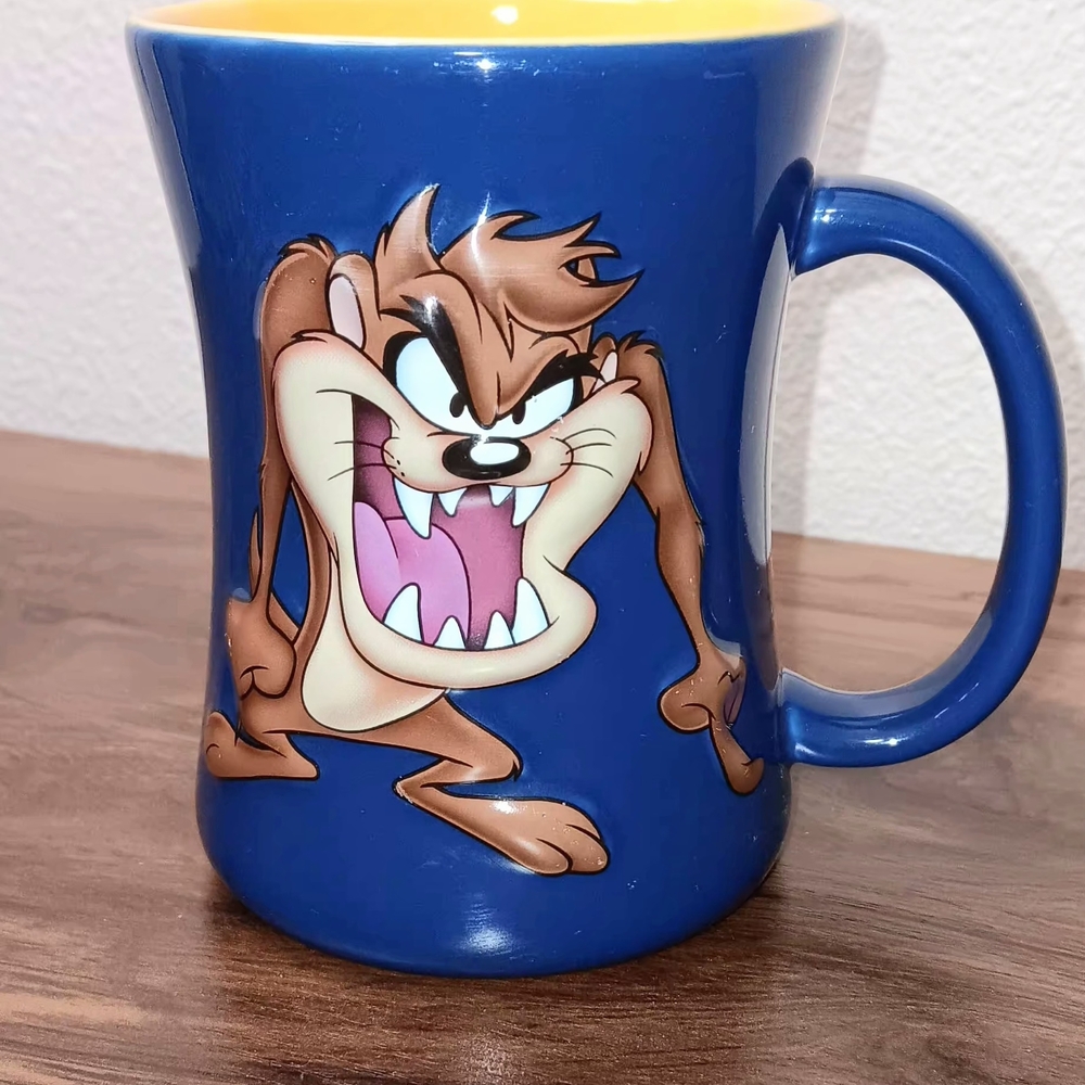 VTG. 2003 Warner Bros. Looney Tunes Collector's Blue and Yellow Taz Mug